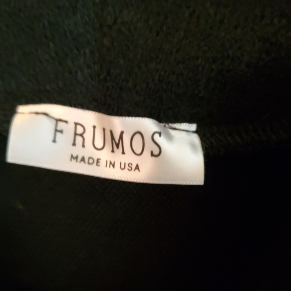 Frumos black sweater - Picture 4 of 4